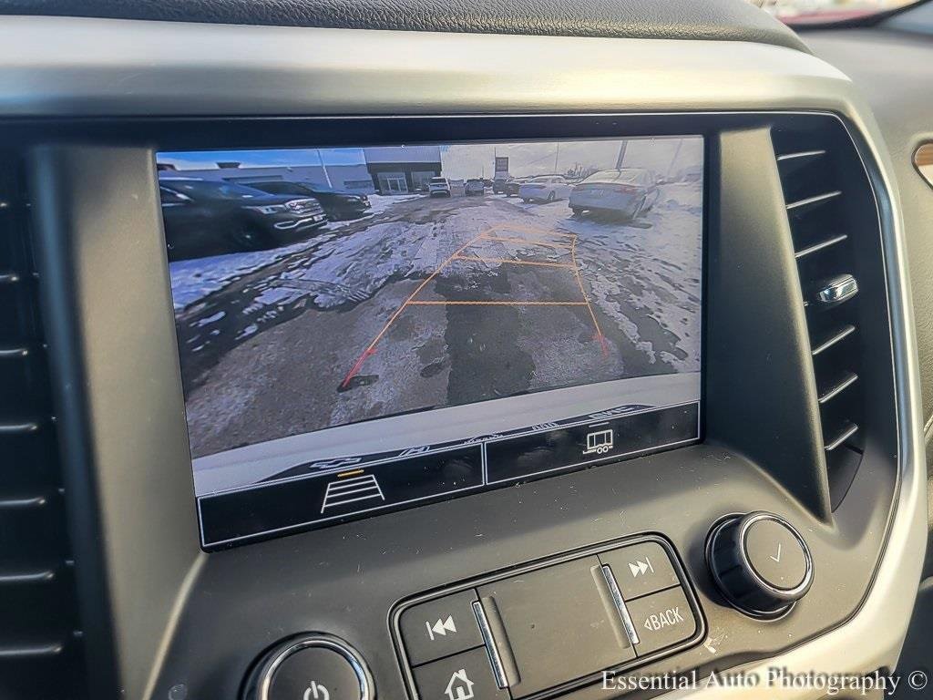 2022 GMC ACADIA - Image 14