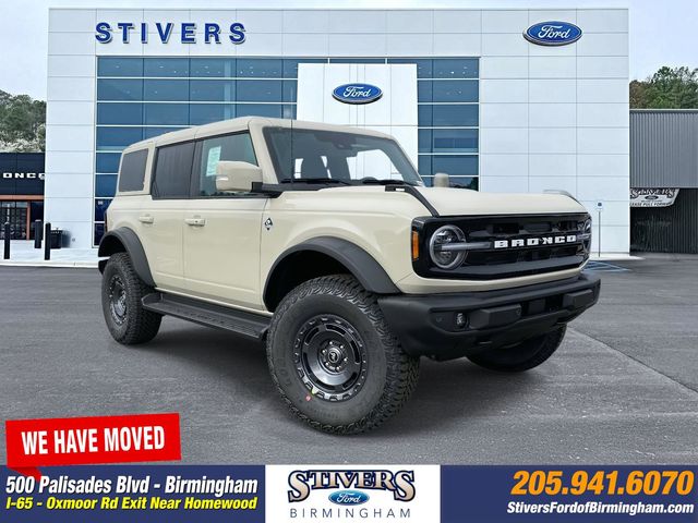 2025 Ford Bronco 4-Door Outer Banks's photo