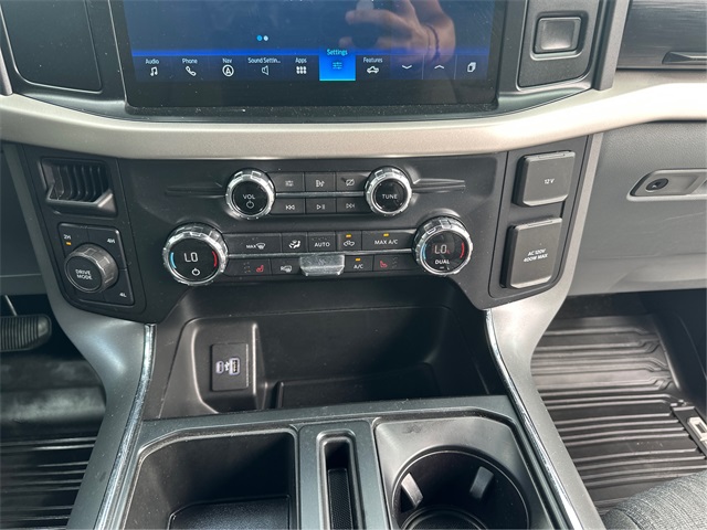 2021 Ford F-150 XLT photo 25
