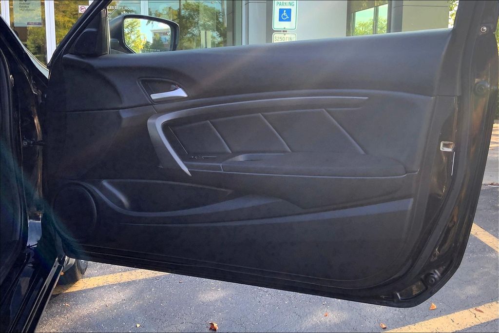 2012 Honda Accord LX photo 23