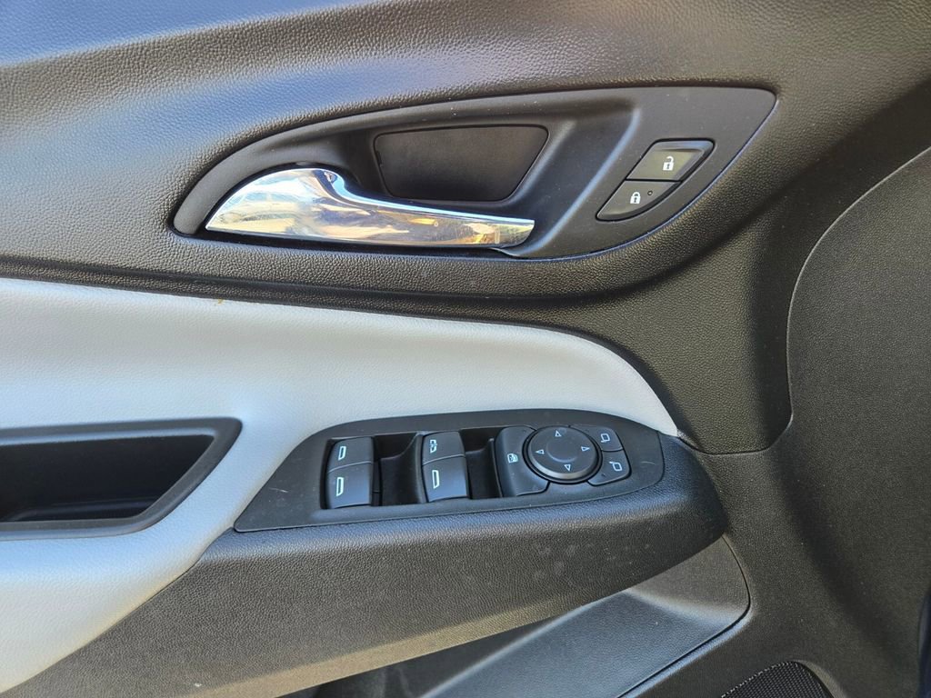 2022 Chevrolet Equinox LS photo 17