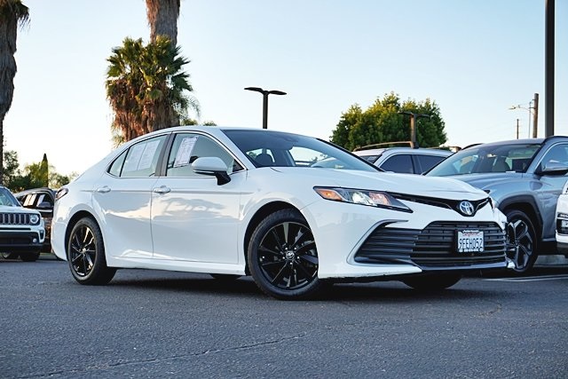 Used 2023 White Toyota LE image 1