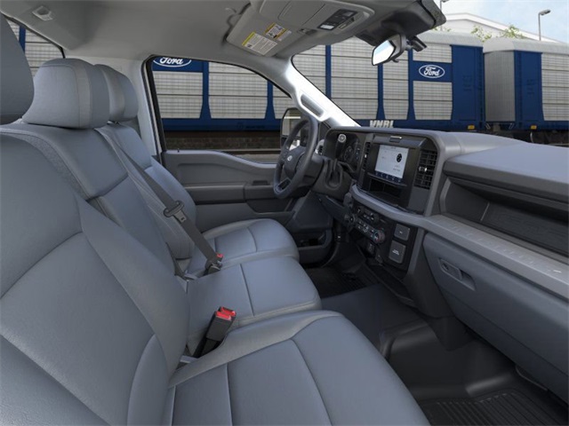 2026 Ford F-250 XL photo 9