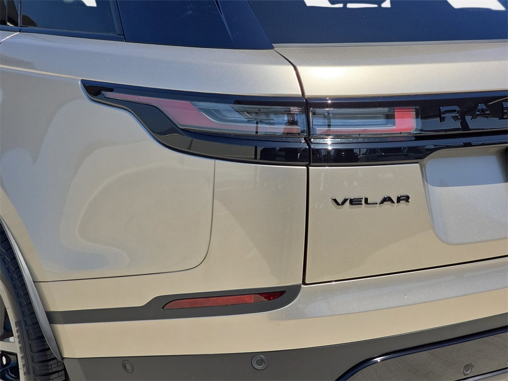 2026 Land Rover Range Rover Velar S photo 32