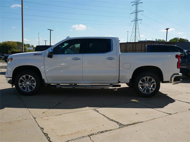 2026 Chevrolet Silverado 1500 LTZ photo 3