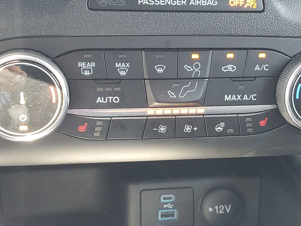 2023 Ford Escape photo 31