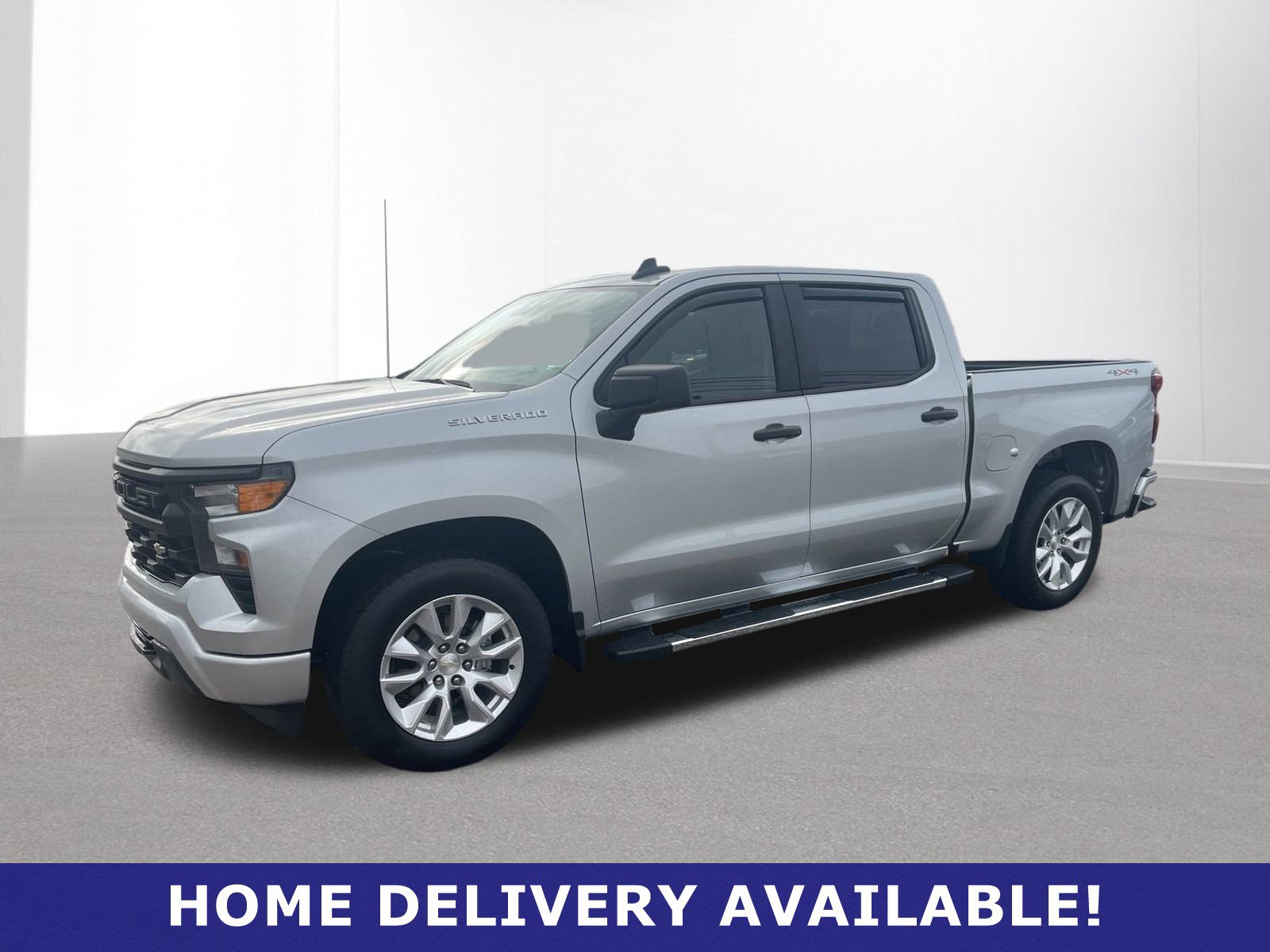 2022 Chevrolet Silverado 1500 Custom photo 3