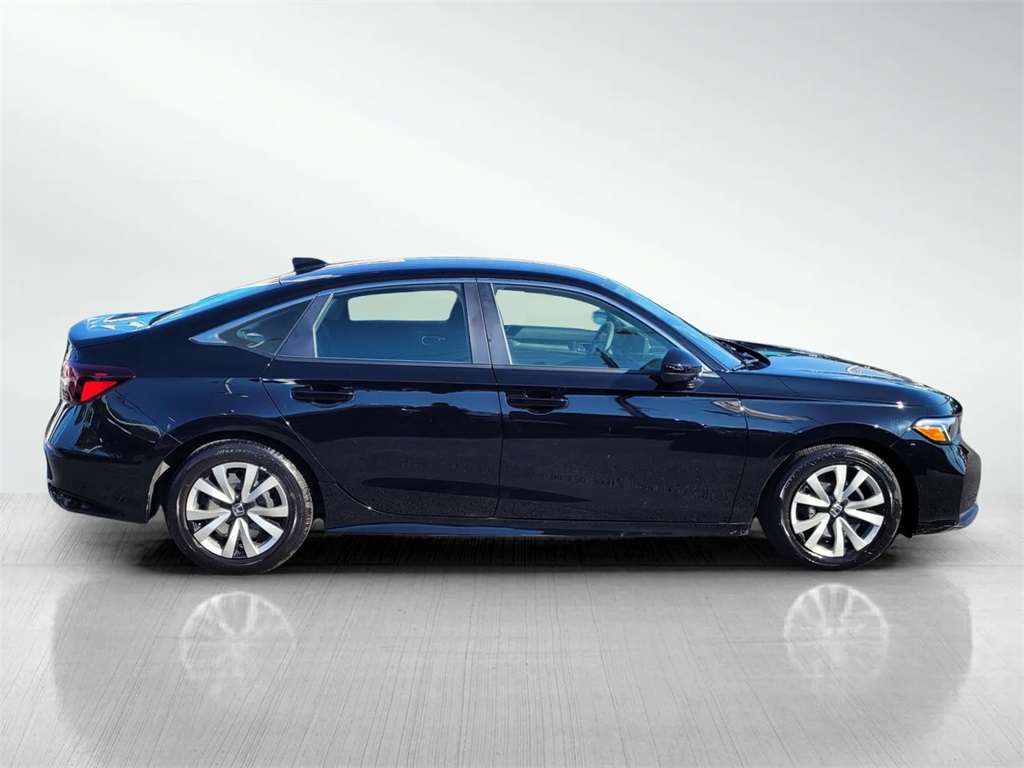 2025 Honda Civic LX photo 3