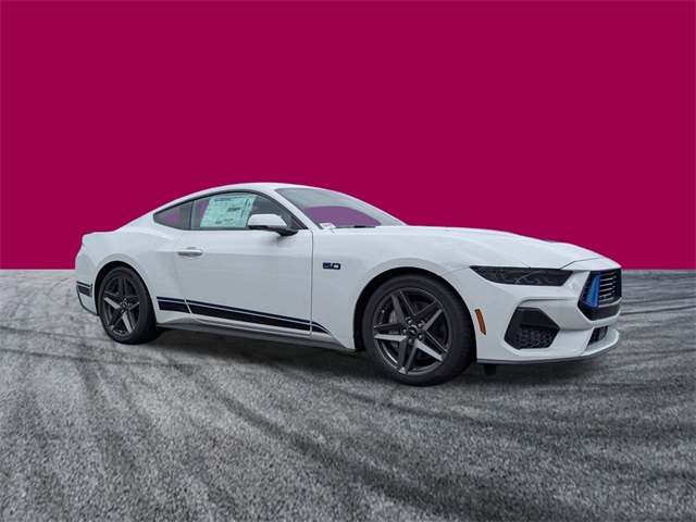 2025 Ford Mustang GT Premium photo 2