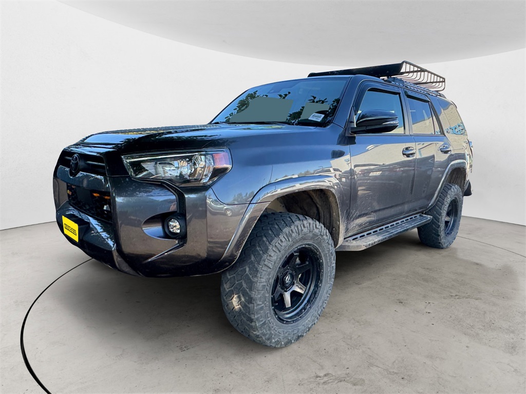 2022 Toyota 4Runner SR5 Premium's photo