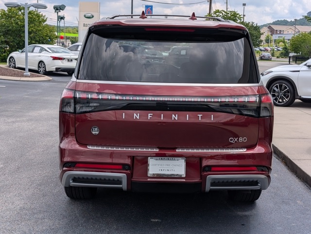 2025 Infiniti QX80 Luxe photo 5