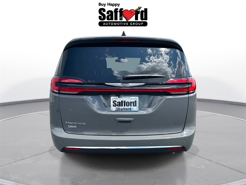 2025 Chrysler Pacifica photo 6