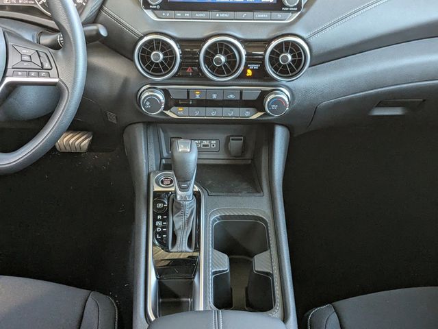 2025 Nissan Sentra SV photo 13