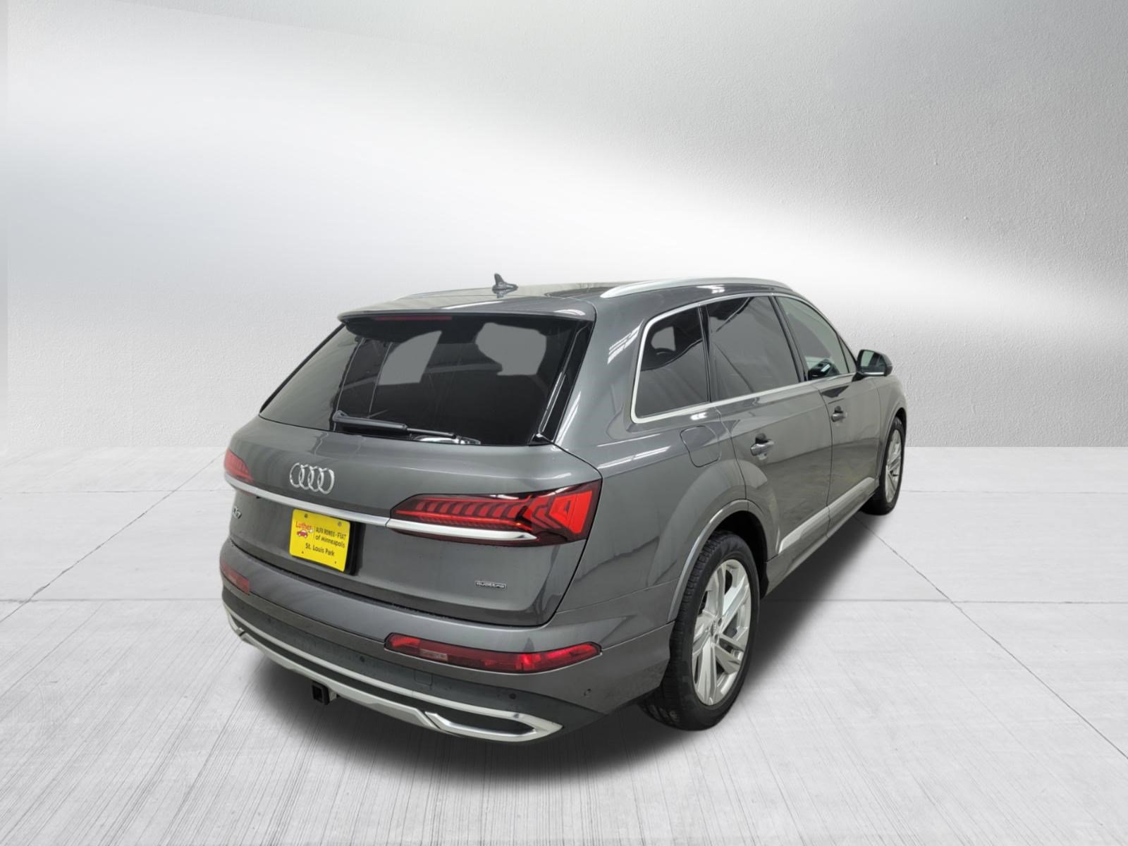 2021 Audi Q7 Prestige photo 5