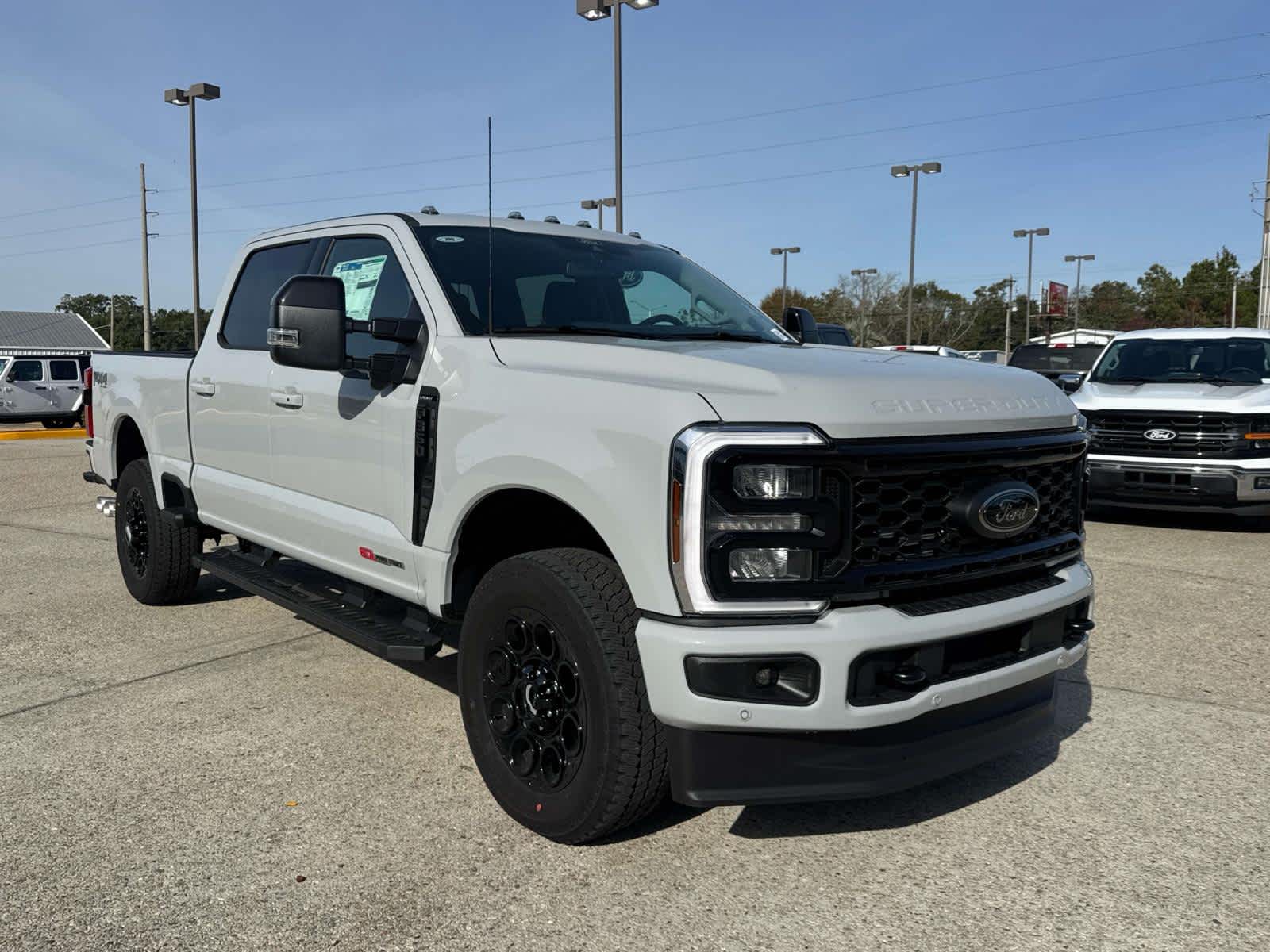 2026 Ford F-350 Super Duty Lariat's photo