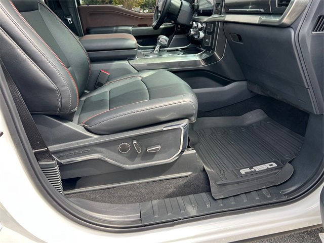 2023 Ford F-150 Lariat photo 13