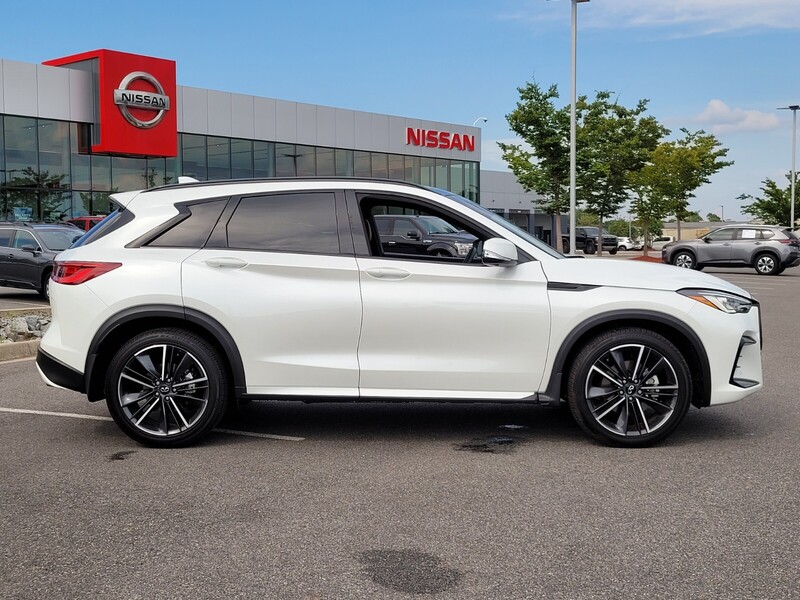 2024 Infiniti QX50 SPORT photo 2