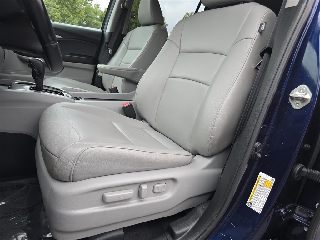 2019 Honda Pilot EX-L photo 23