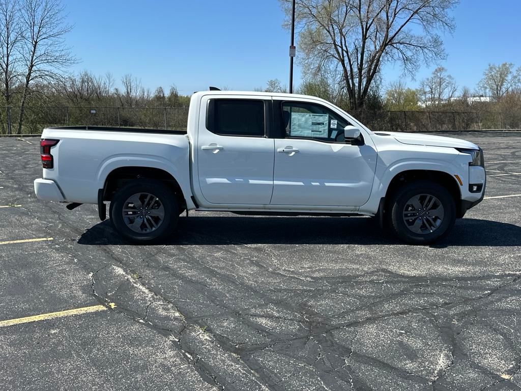 2025 Nissan Frontier SV photo 6