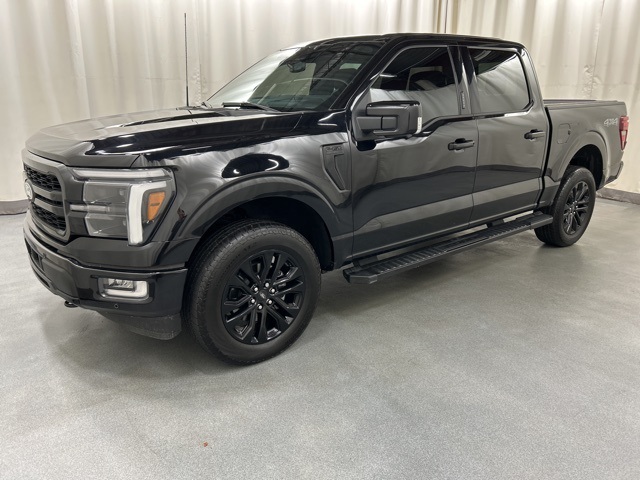 2024 Ford F-150 Lariat photo 2