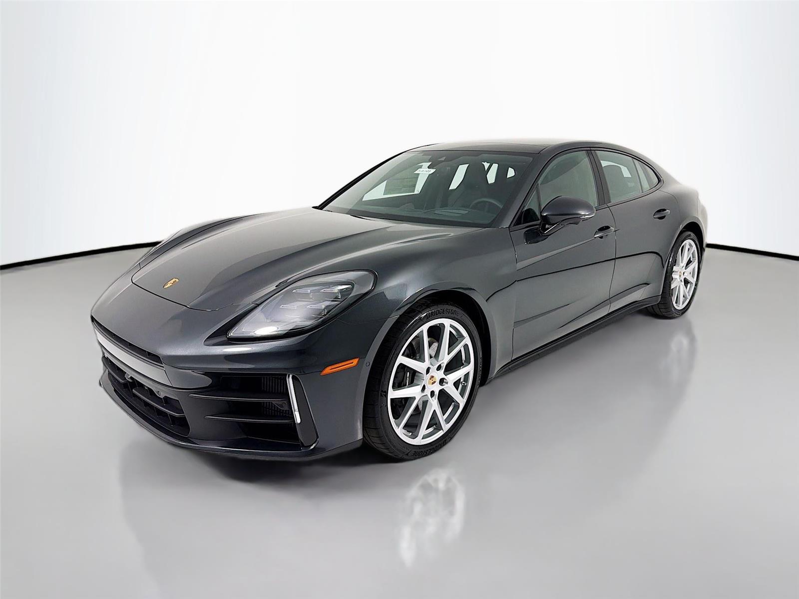 2025 Porsche Panamera Base