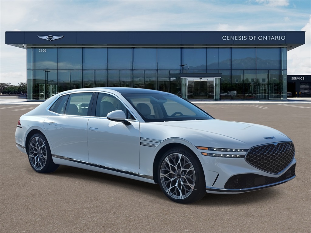 2026 Genesis G90 Base's photo