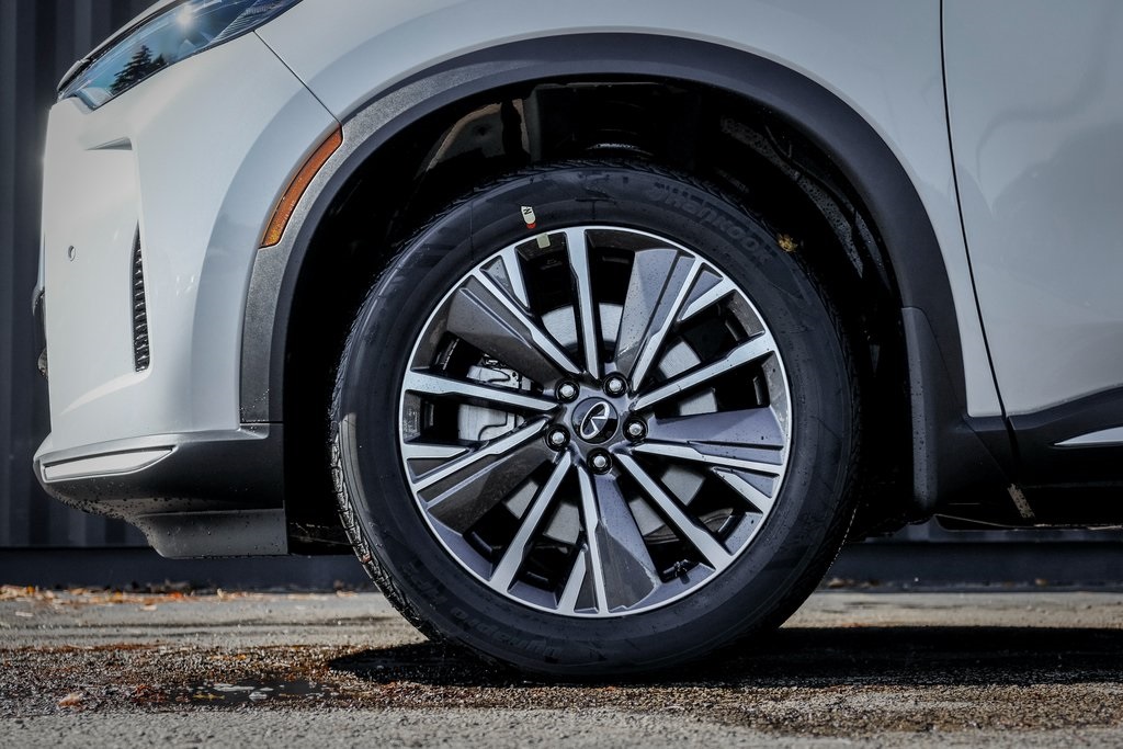 2026 Infiniti QX60 Luxe photo 3