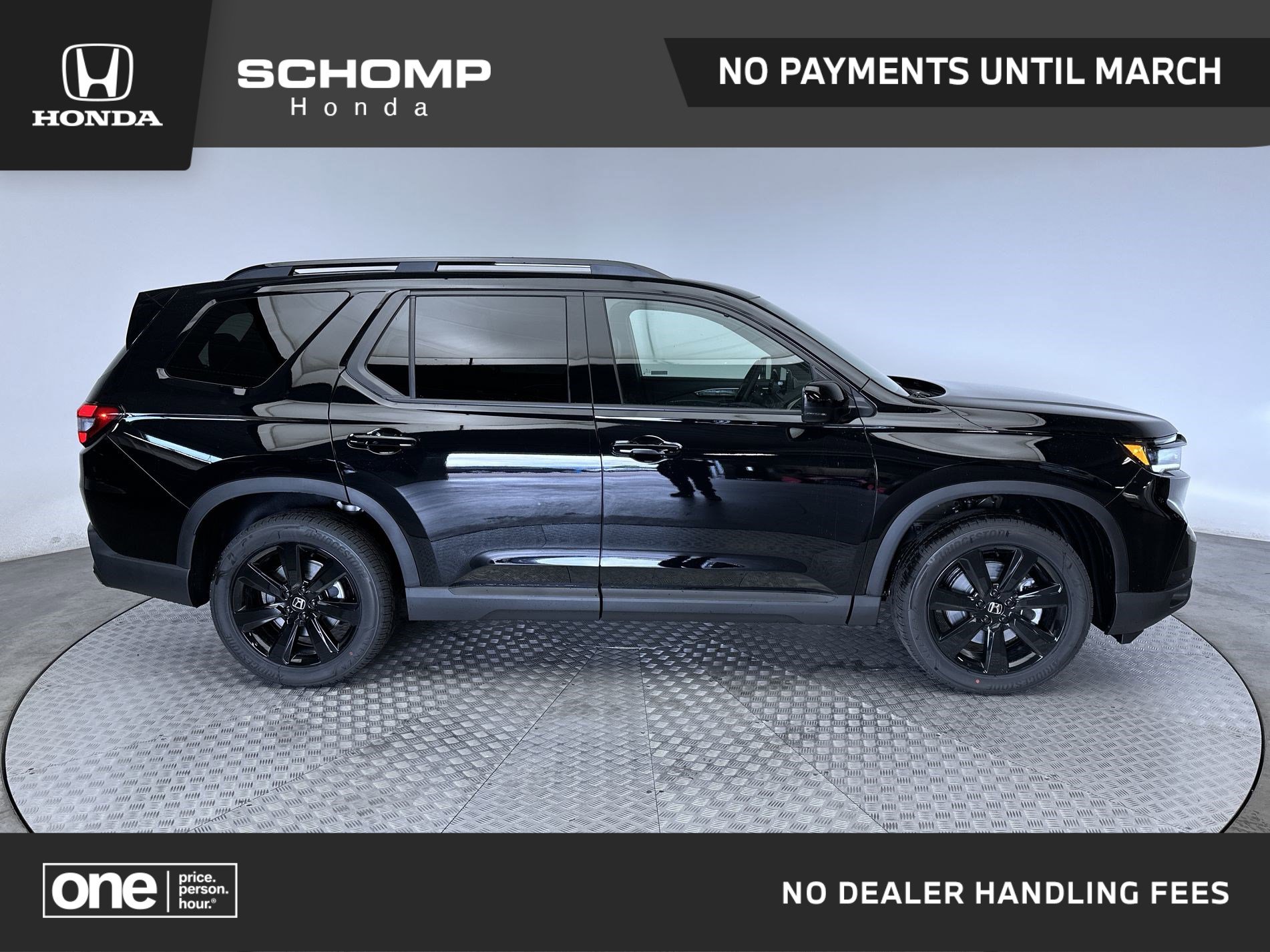 2025 Honda Pilot Black Edition's photo