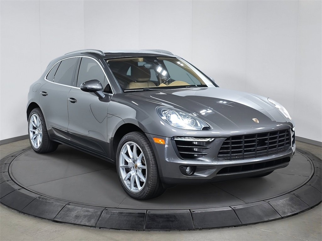 2015 Porsche Macan S photo 3