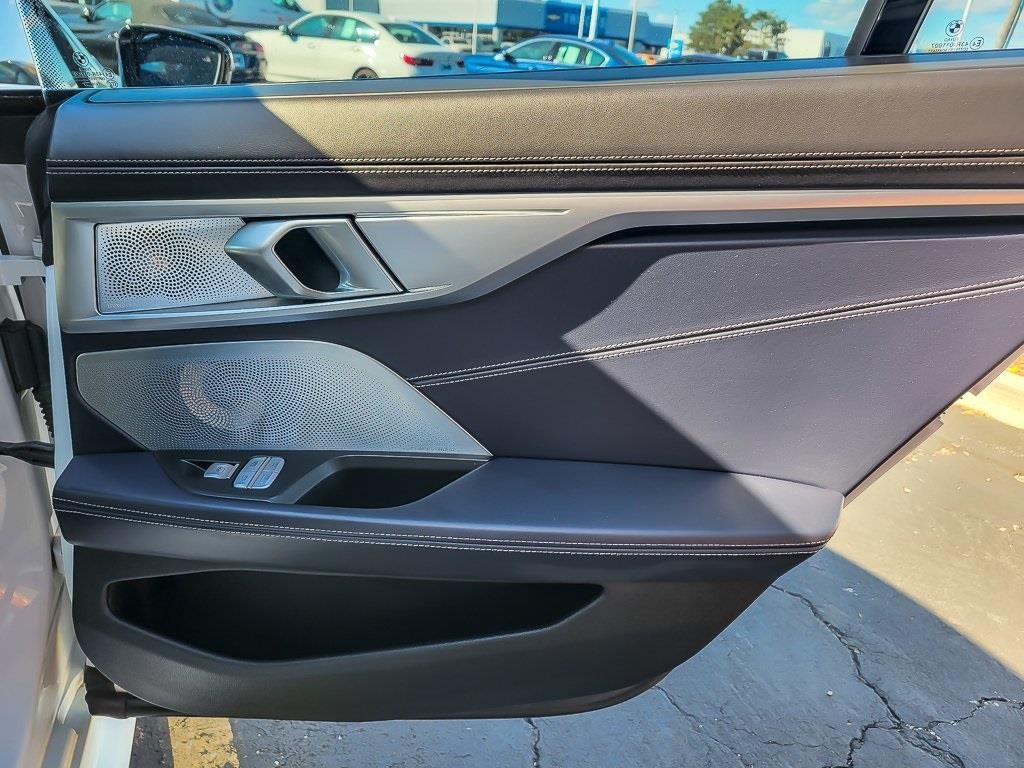 2022 BMW M850I - Image 21