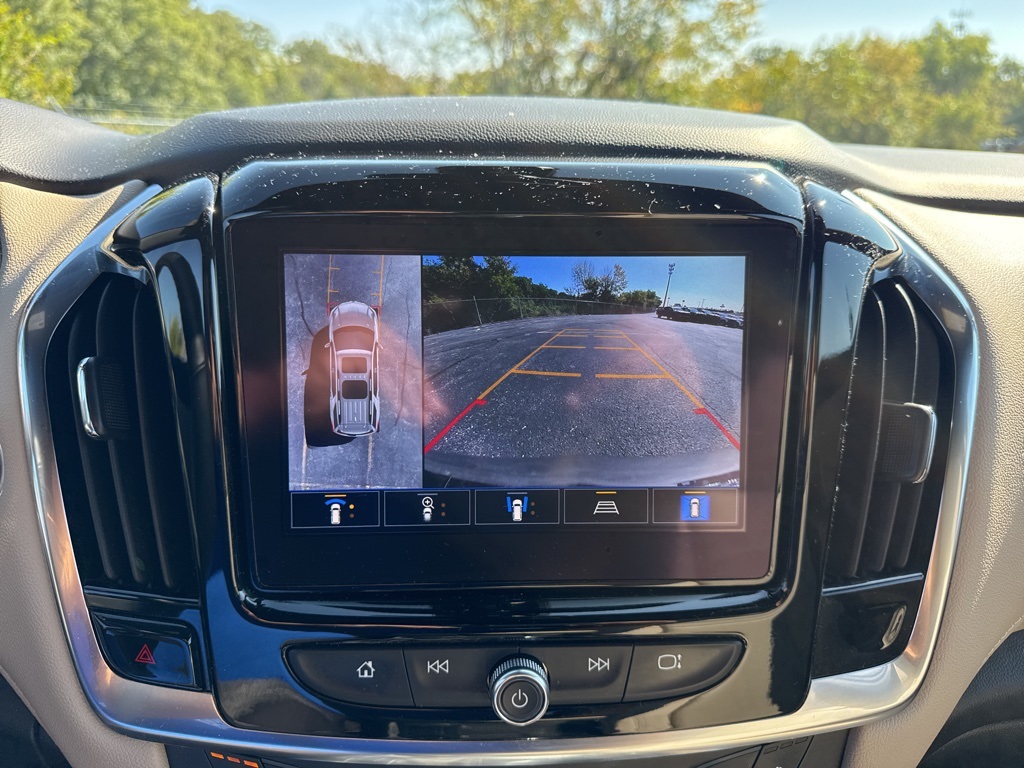 2023 Chevrolet Traverse Premier photo 27