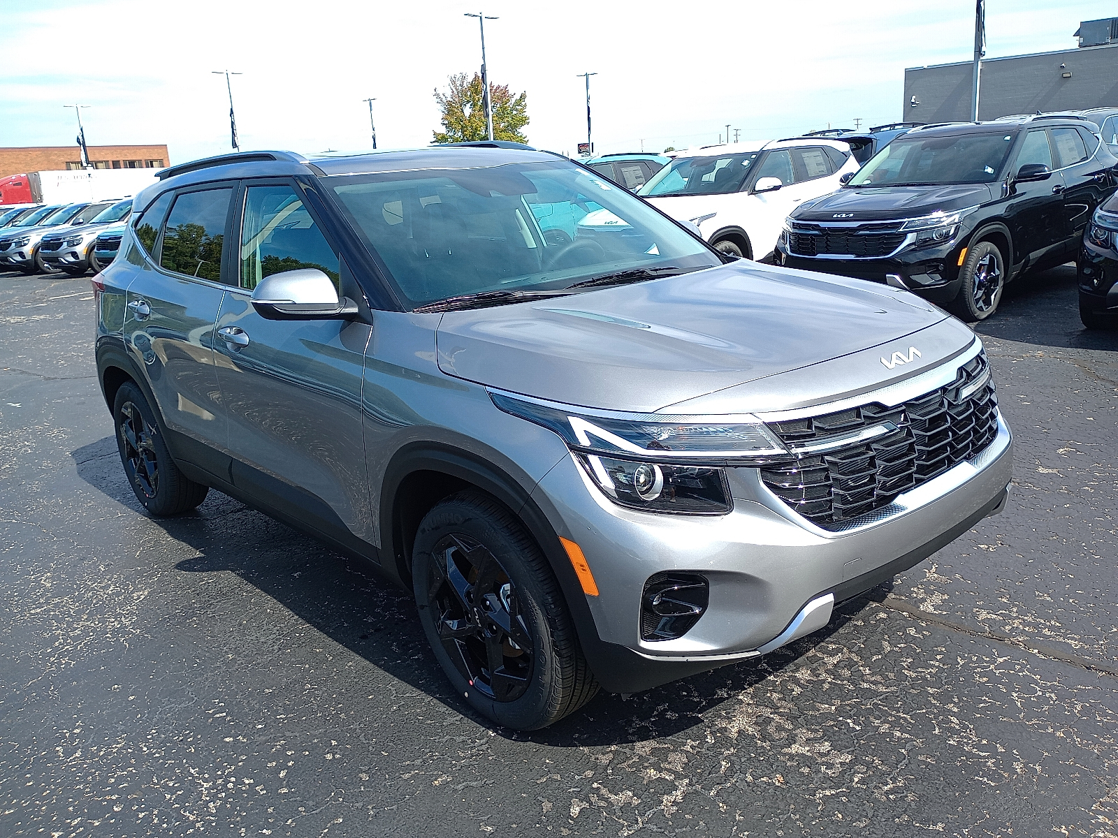 2026 Kia Seltos EX's photo