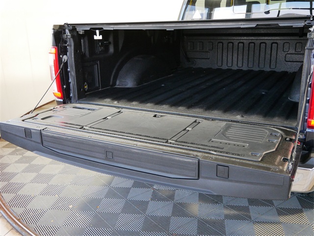 2022 Ford F-150 Lariat photo 10