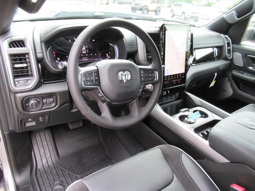 2026 Ram 1500 Laramie photo 14