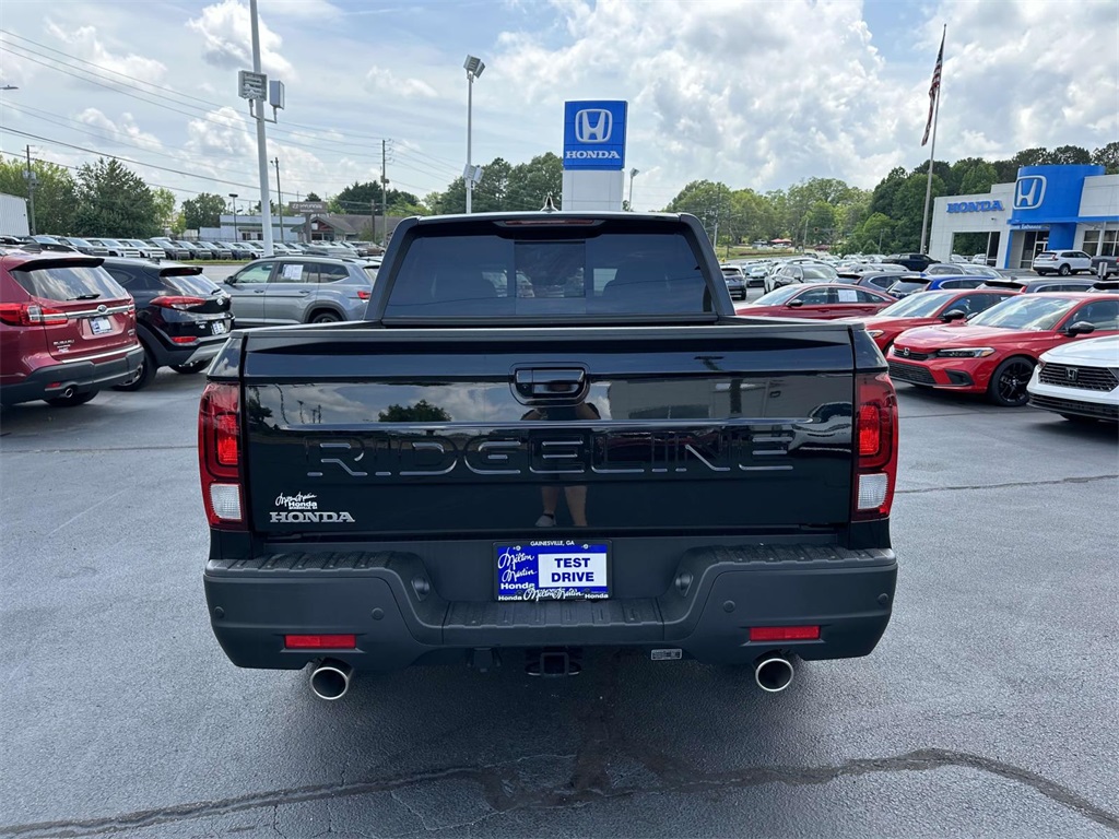 2025 Honda Ridgeline Black Edition photo 24