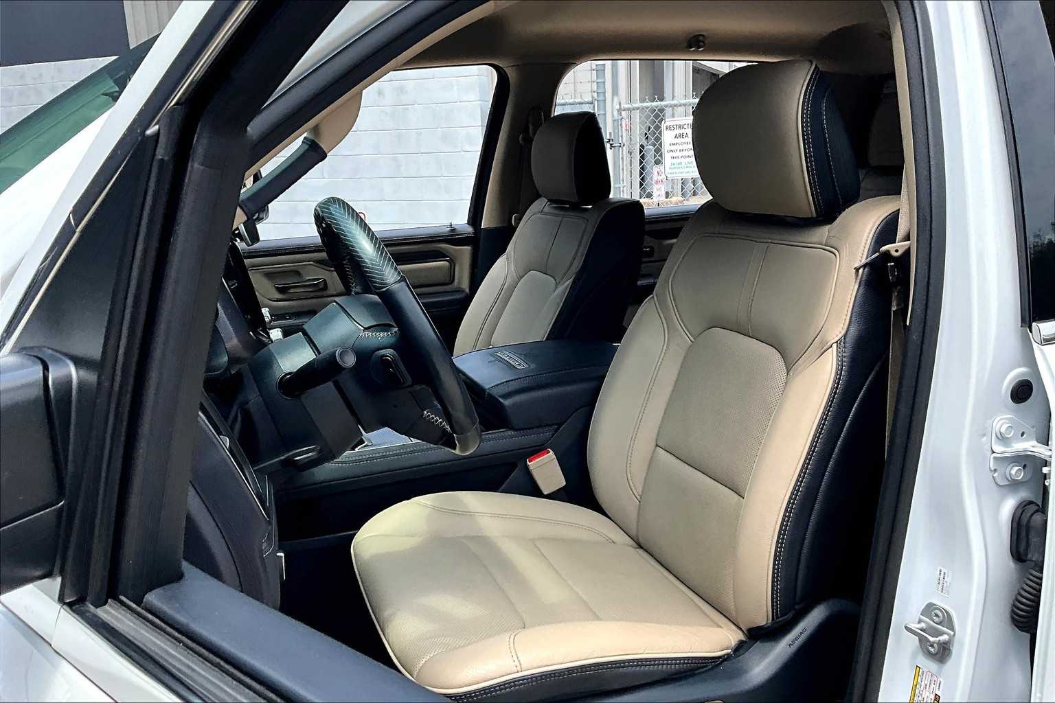 2020 Ram 1500 Limited photo 7