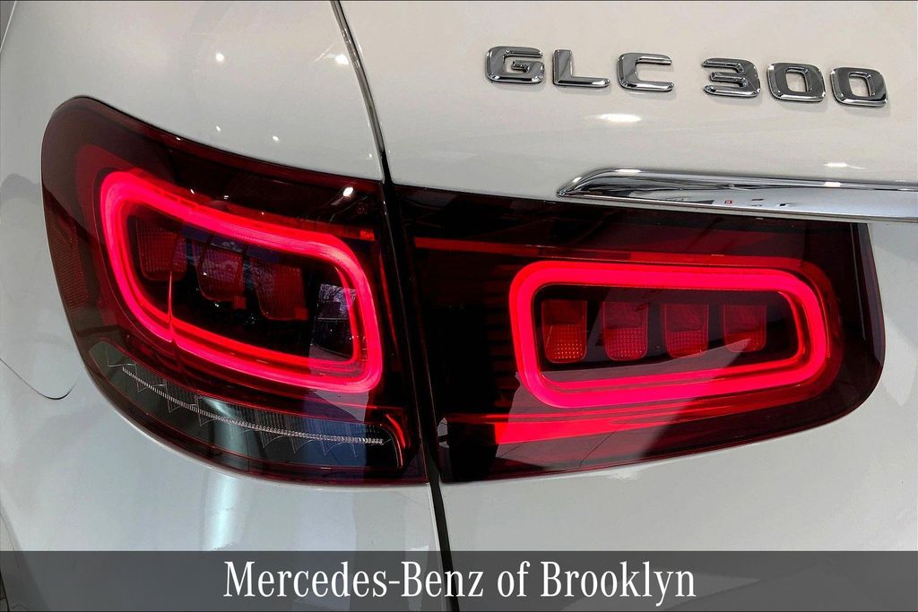 2020 Mercedes Benz GLC 300 4MATIC photo 25