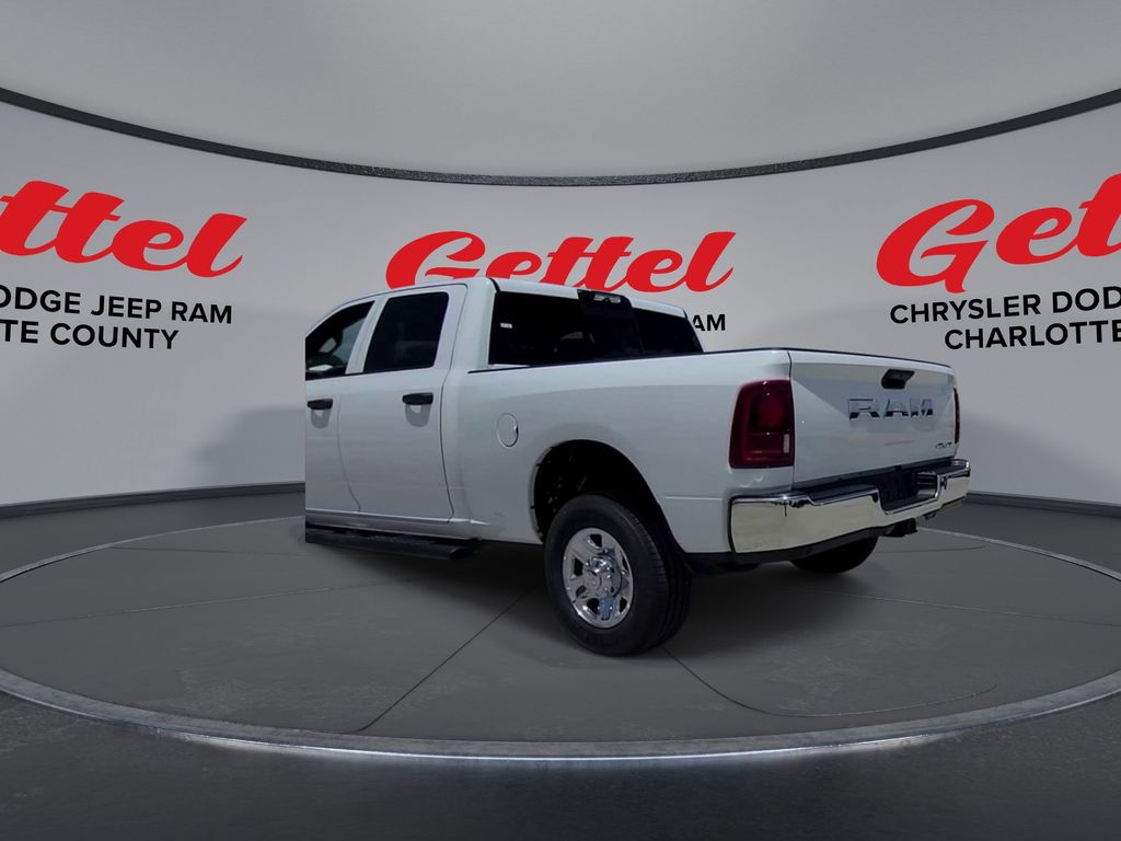 2025 Ram 3500 Tradesman photo 5