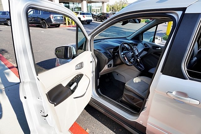 2018 Ford Transit Connect Titanium photo 36