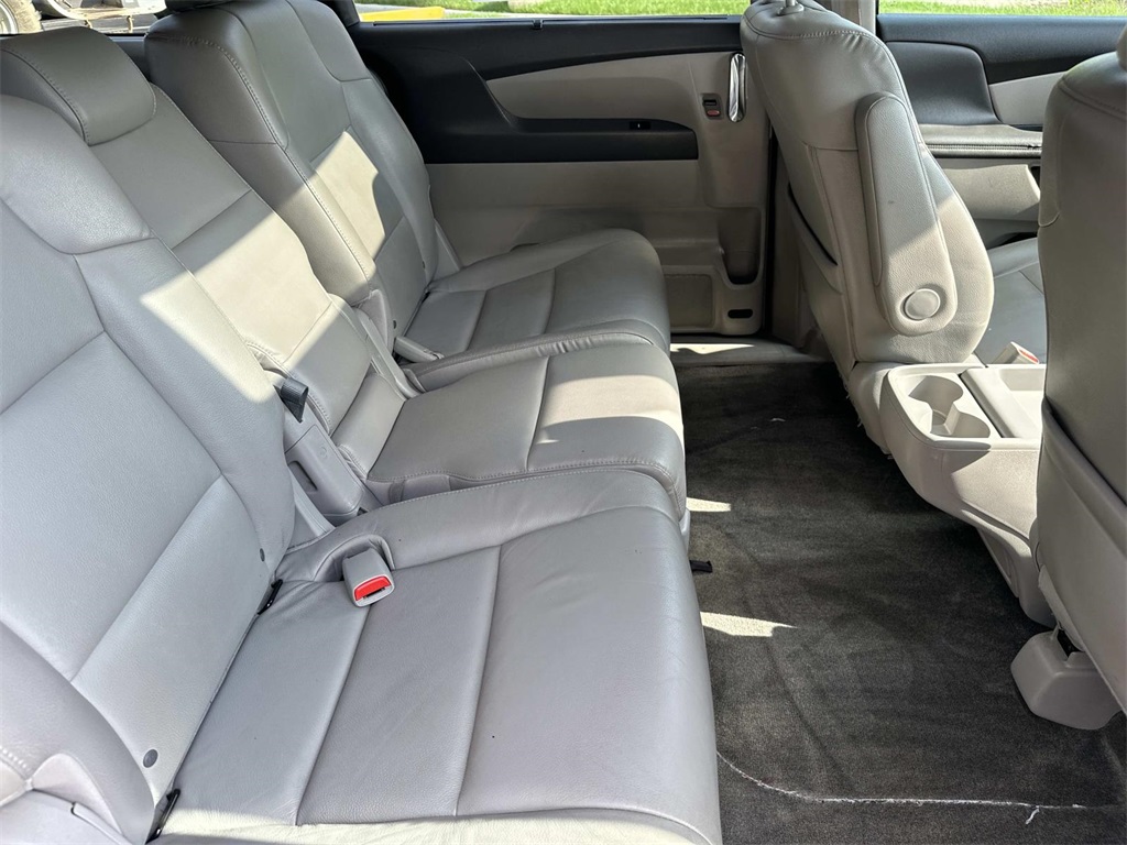 2015 Honda Odyssey EX-L photo 15