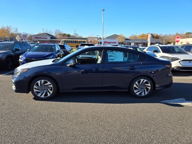 2025 Subaru Legacy Limited photo 3