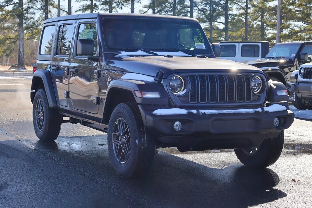 2025 Jeep Wrangler Sport S photo 3