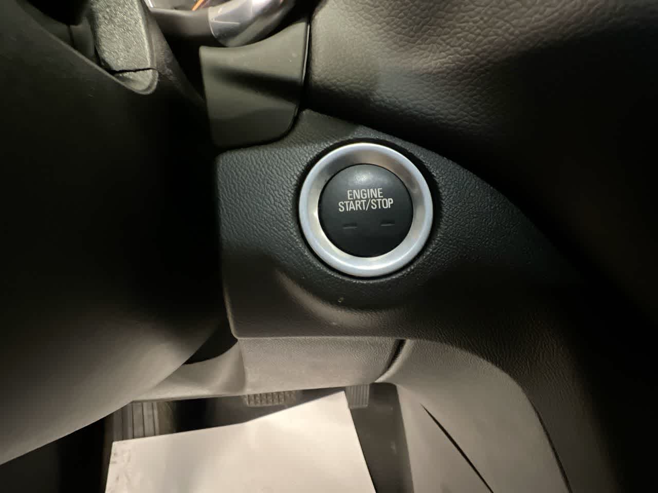 2023 Chevrolet Equinox LT photo 8
