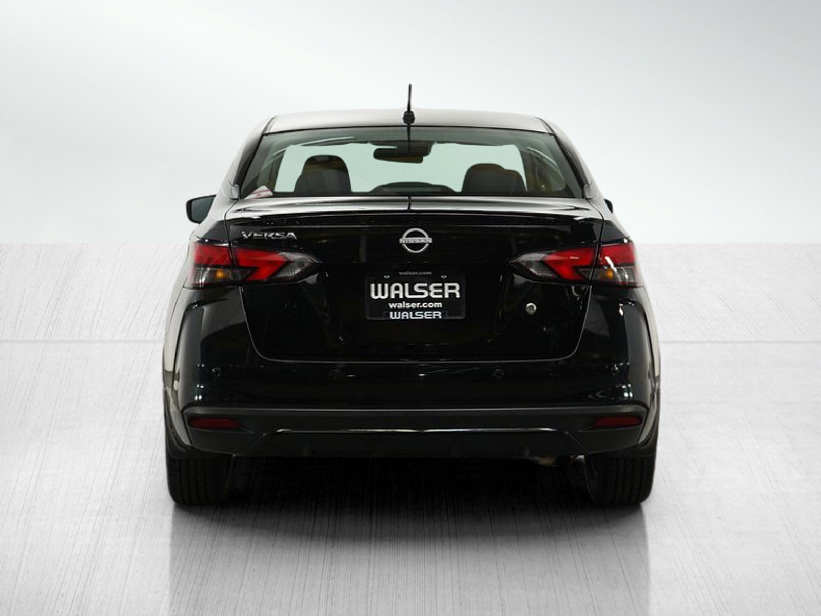 2024 Nissan Versa S photo 4