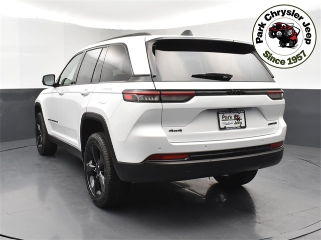 2025 Jeep Grand Cherokee Limited photo 4