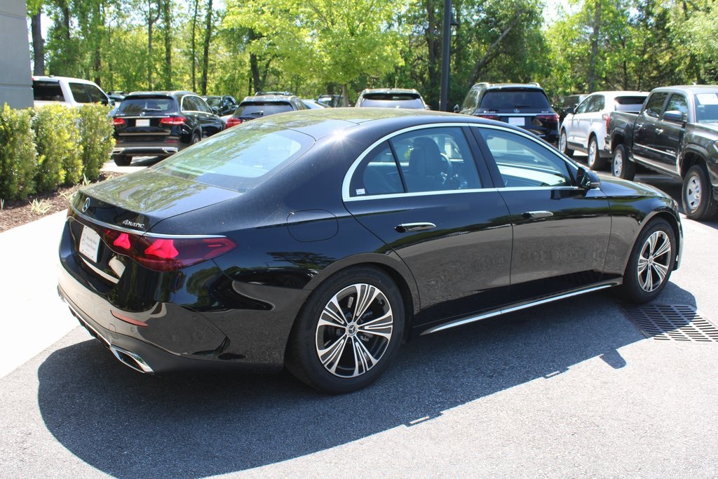 2025 Mercedes Benz E 350 4MATIC Sedan photo 4