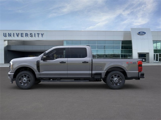 2025 Ford F-350 XL photo 3