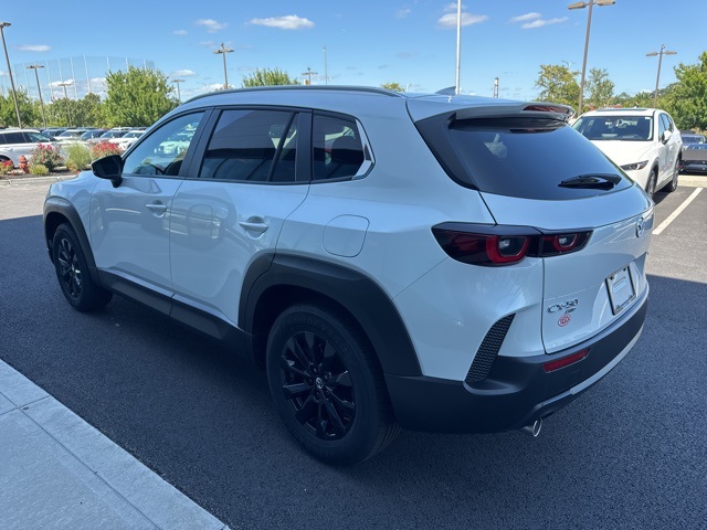 2025 Mazda CX-50 2.5 S Premium photo 5