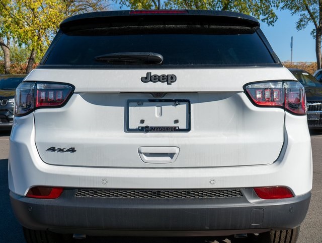 2026 Jeep Compass Limited Altitude photo 2