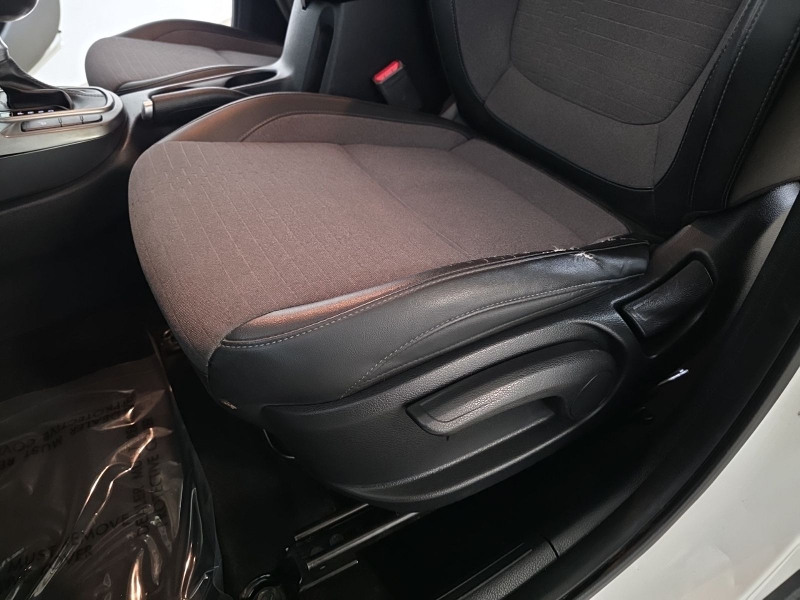 2021 Kia Seltos S photo 21